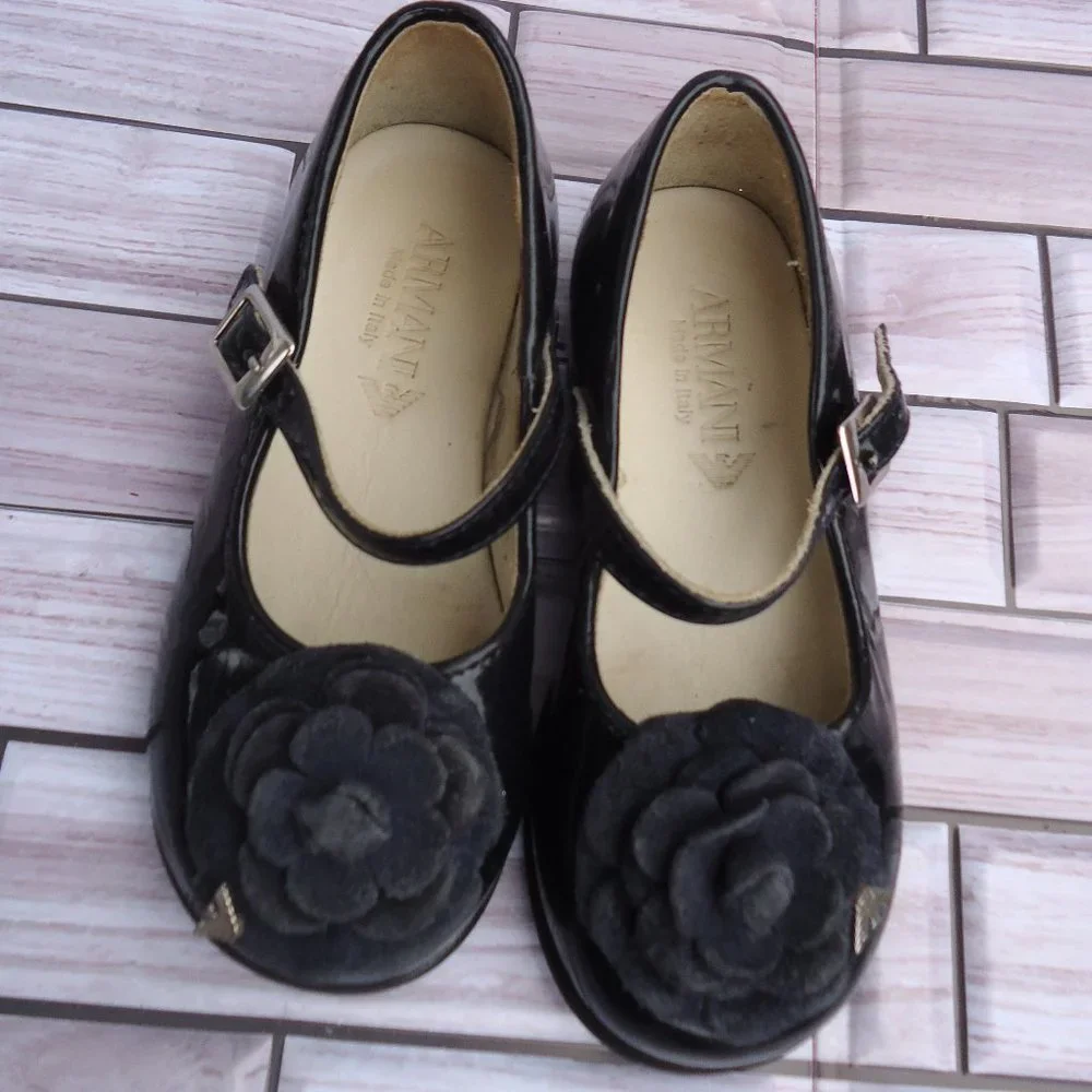 SIZE 24. Armani baby Mary Janes navy patent leather shoes.